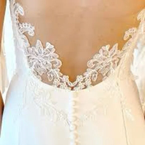 Alyne by Rita Vinieris Beverly wedding dress size 2 in Ivory
